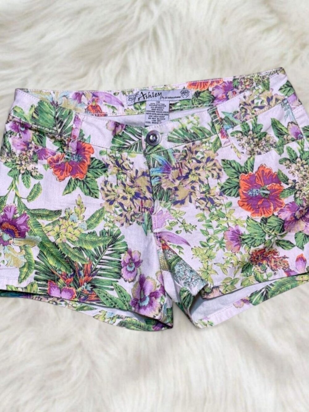 🌺Y2K tropical floral micro shorts 🌺 - Picture 1 of 5